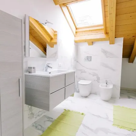 Ferienwohnung Casa King 2 Como Exterior foto